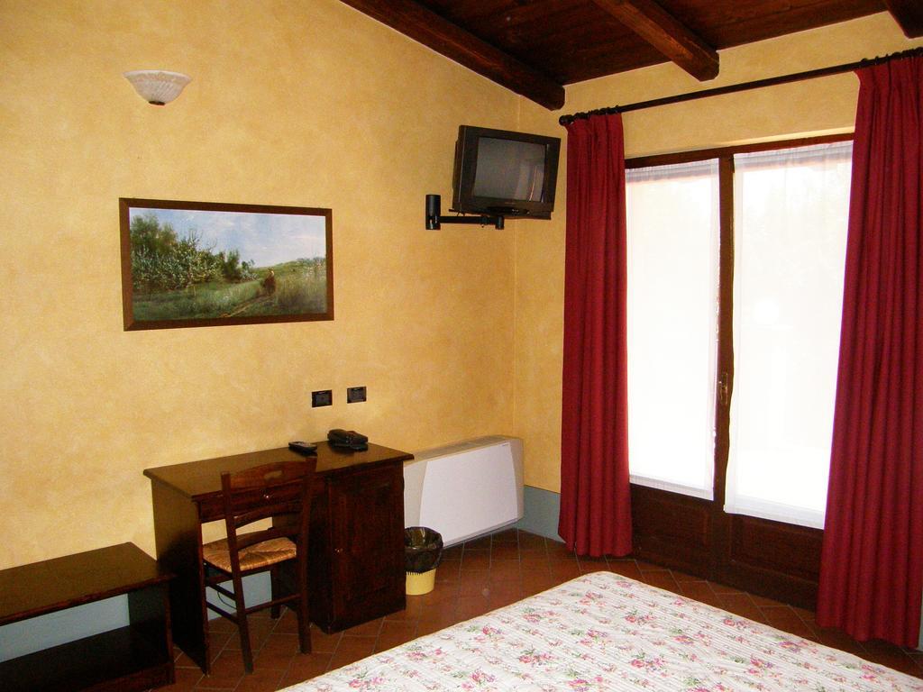 Agriturismo Greppi Crescentino Стая снимка